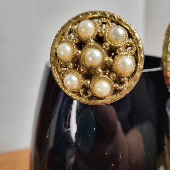 Vintage Openwork Plastic Gold Tone Clip On Earrings with Faux Pearls - Picture 3 of 13
